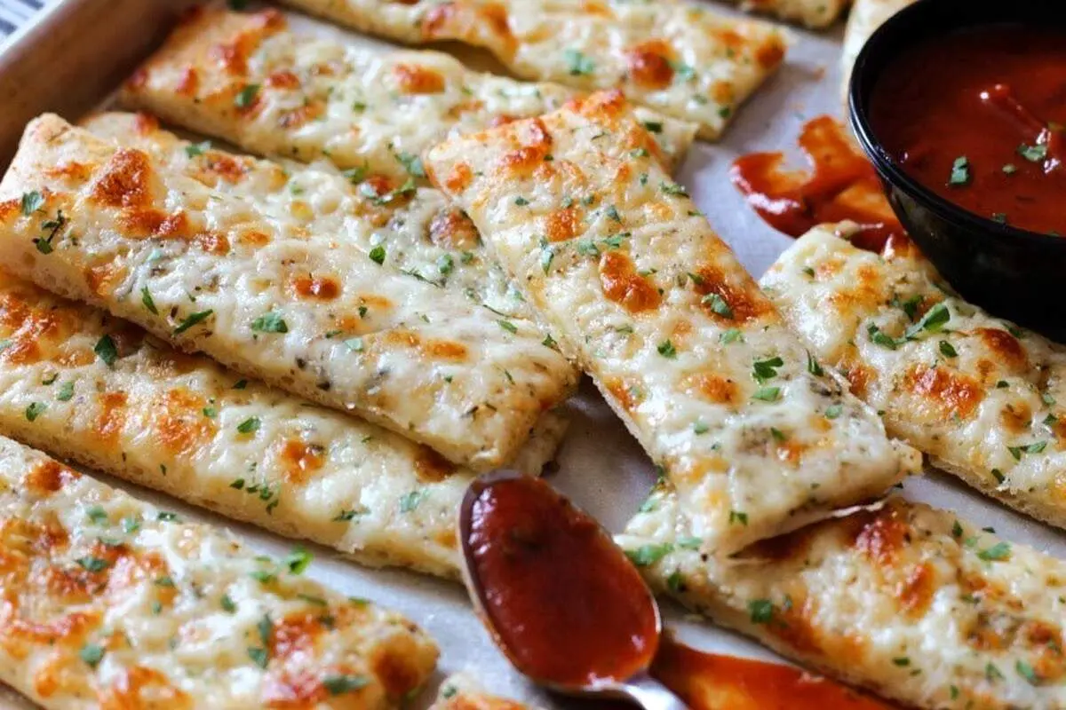 طرز تهیه  نان پیتزایی
