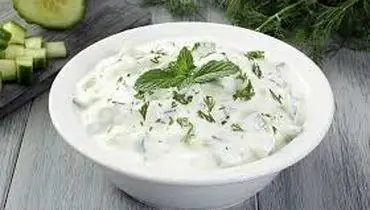 طرز تهیه بورانی کدو سبز با ماست
