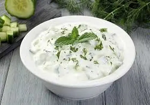 طرز تهیه بورانی کدو سبز با ماست
