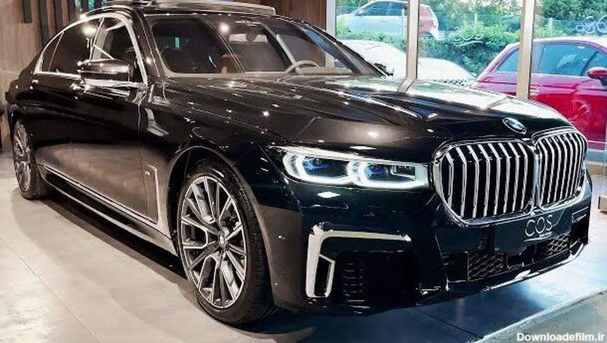ابتکار جالب جوان ایرانی در تبدیل BMW آخرین مدل به گیم‌نت + فیلم

