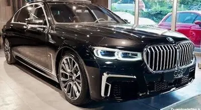 ابتکار جالب جوان ایرانی در تبدیل BMW آخرین مدل به گیم‌نت + فیلم

