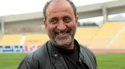 «قبل بازی آبگوشت می‌خوردیم!» روایت متفاوت اکبر میثاقیان از آماده‌سازی‌های فوتبالی دهه‌های گذشته+فیلم