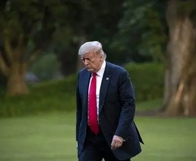 ترامپ: دیوان عالی  باید از خود شرمنده باشد
