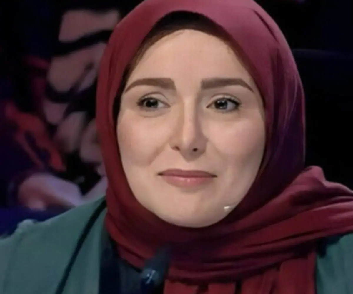 چهره شکسته و غمگین ژاله صامتی در مراسم ختم مادرش