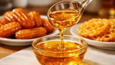 بامیه عربی اصیل؛ ترد، طلایی و غرق در شربت زعفرانی