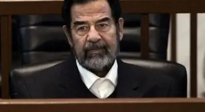 تصویری از «صدام حسین» در یک اجلاس ضد مصری در بغداد