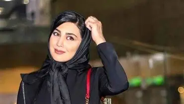 استایل راحت و ورزشی مریم معصومی در یک کافه
