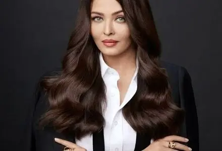 استایل خیره‌کننده آیشواریا رای؛ ملکه زیبایی دوباره درخشید + عکس