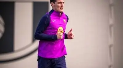 خانه‌نشینی حداقل 4 ماهه مدافع بارسلونا