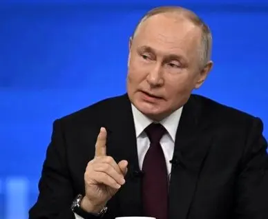 پوتین: عملیات نفتی در تنگه هرمز به‌طور کامل متوقف خواهد شد