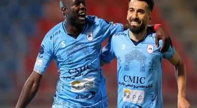 رنی بوبو: رویایم بازی برای پرسپولیس یا استقلال است

