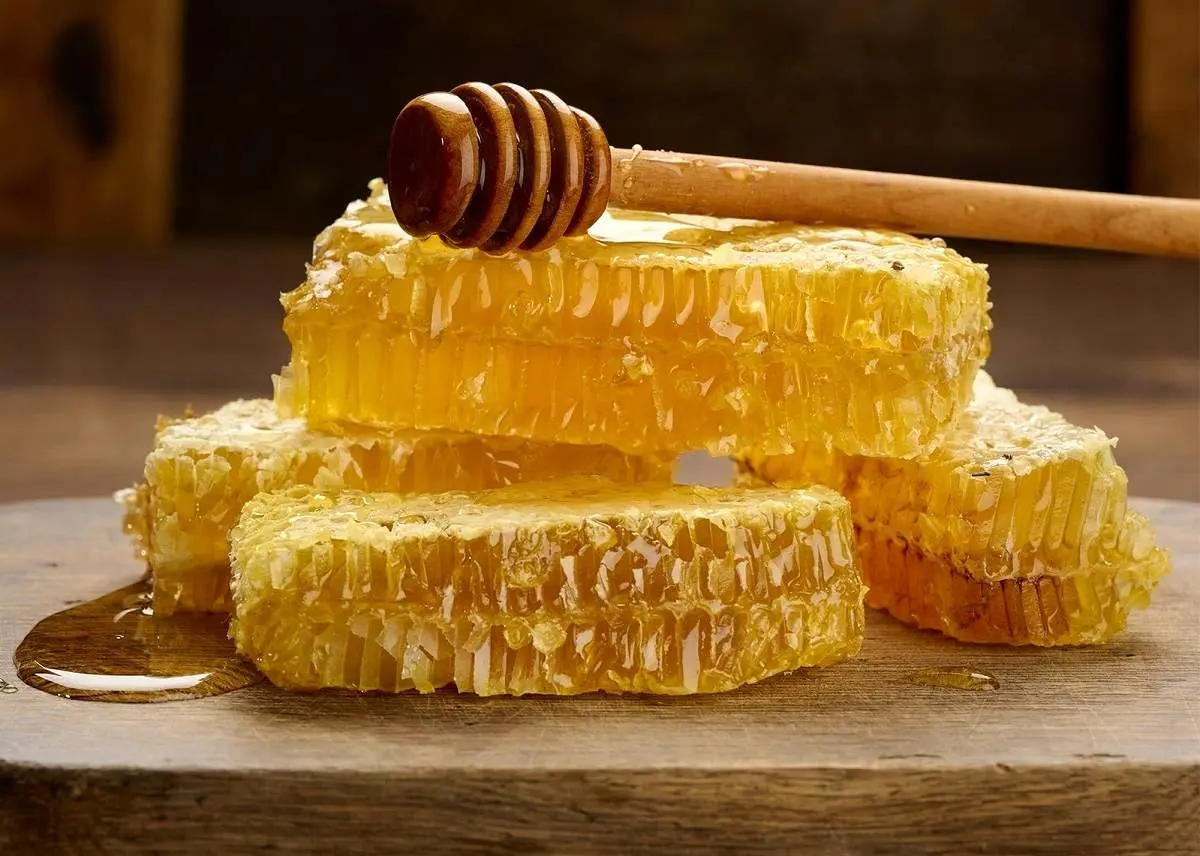 چگونه عسل سالم را از عسل تقلبی تشخیص دهیم؟