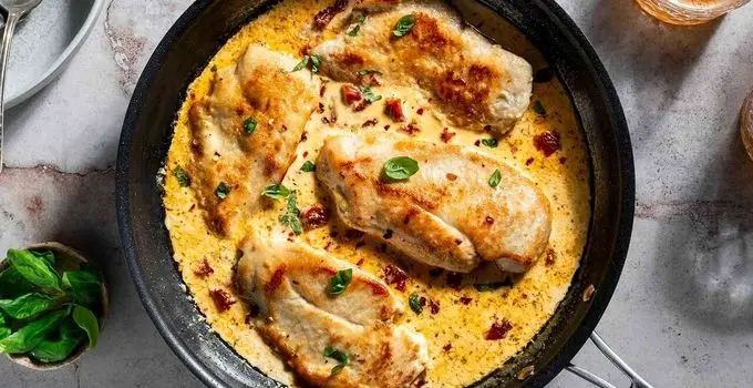 تهیه سینه مرغ با سس عسل و سویا ؛ به این دستور پخت سینه مرغ معتاد می‌شوید!
