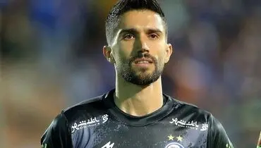 سنگربان سپاهان ماندنی شد؛ حسینی در جمع طلایی‌پوشان باقی ماند
