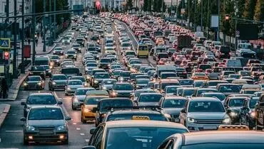 گزارش تازه از ترافیک تهران؛ تردد سنگین در معابر و بزرگراه‌های اصلی پایتخت