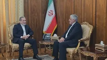 گفتگوی تلفنی عراقچی با سفیر ایران در لبنان