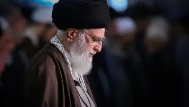 حضور رهبر انقلاب در حسینیه امام خمینی برای مراسم عزاداری شب شهادت امام سجاد(ع)

