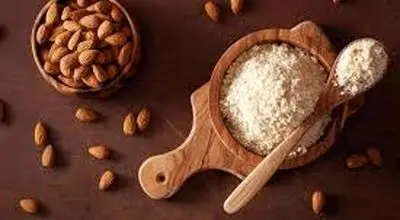کالری و ارزش غذایی آرد بادام را بدانید
