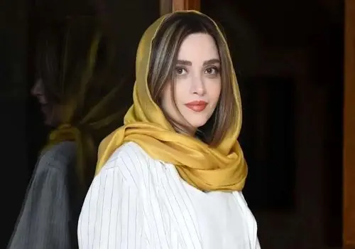 عکس جنجالی بهنوش طباطبایی در یک نمایش