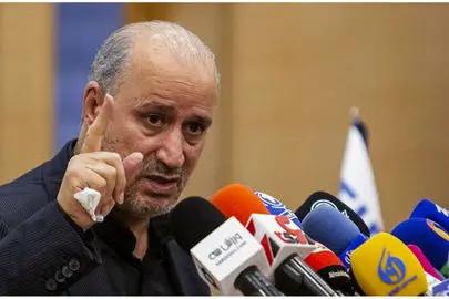 تاج: فدراسیون فوتبال با هرگونه توهین و رفتار غیرحرفه‌ای به‌شدت برخورد خواهد کرد! + فیلم