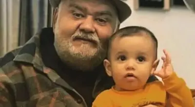 دلتنگی عمیق نوه اکبر عبدی؛ دختر بازیگر محبوب از غم خانواده نوشت!