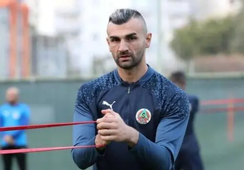 سردار دورسون، مهاجم پرسپولیس از ایران رفت