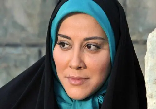ژست خاص خانم بازیگر در کنار پدر هنرمندش+ عکس