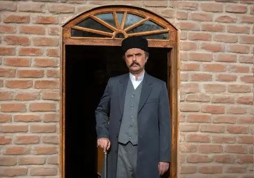 تصاویر متفاوت علی مصفا از پشت صحنه بامداد خمار + عکس