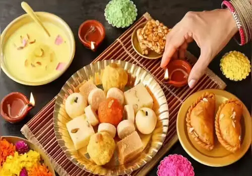 طرز تهیه عصرانه‌ای ساده و خوش‌طعم؛ بدون نیاز به فر، همزن 