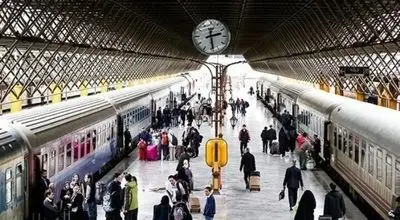 قطار فوق‌العاده تهران - وان راه‌اندازی شد