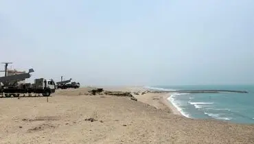 شلیک همزمان موشک‌های کروز قدیر، قادر و نصیر در رزمایش ارتش