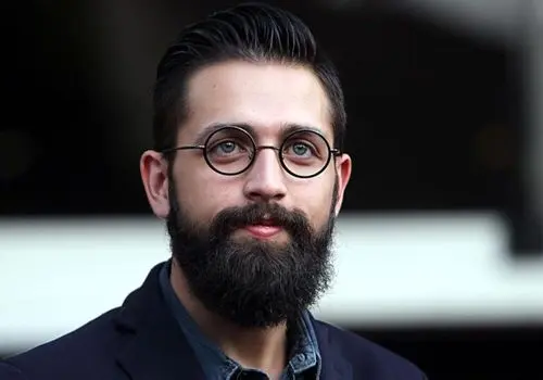 حضور محسن افشانی در نشست دولتی جنجال آفرید + عکس