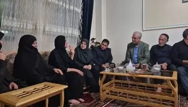 دیدار ابلاغ پیام تسلیت مسعود پزشکیان توسط ربیعی و مهاجرانی با خانواده الهه حسین‌نژاد + فیلم