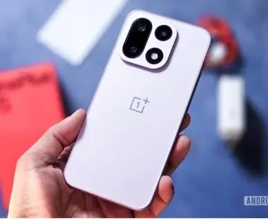 پشت پرده عدم عرضه جهانی تلفن هوشمند وان پلاس ۱۵ 