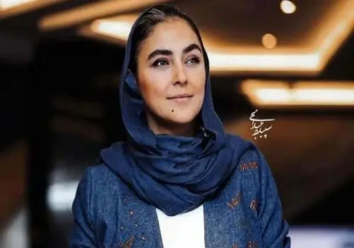 قاب هنری هدی زین العابدین با نوشته ای خاص