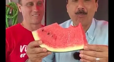 حمید معصومی‌نژاد در ایتالیا: تماشای هنر برش هندوانه با چشمانی پر از حیرت!