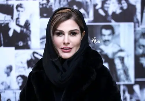 زیبایی خیره کننده رز رضوی در ۴۲ سالگی اش
