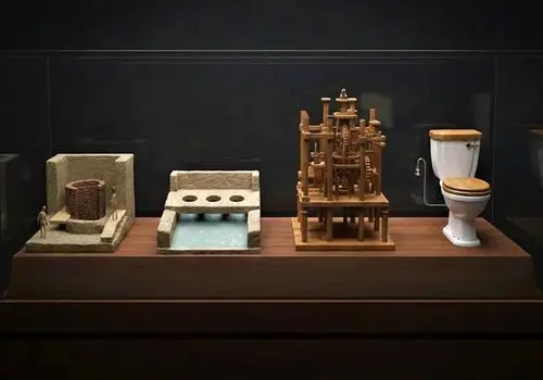 اکتشافات شگفت‌انگیز ۲۰۲۵ در انگلستان؛ از توالت قرون وسطی تا تاس پیشگویی + عکس