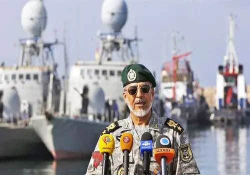 دریادار سیاری: امروز شاهد حجم گسترده و میلیونی ملت قهرمان و ولایتمدار ایران هستیم