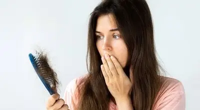 ۷ داروی گیاهی مؤثر برای مقابله با ریزش مو

