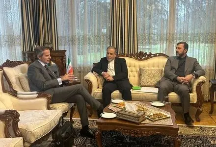 گروسی از مذاکرات خود با عراقچی در ژنو پیش از مذاکرات تهران ـ واشنگتن خبر داد