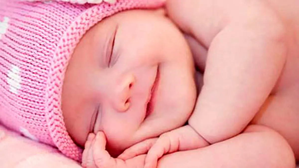 چرا نوزاد تازه متولد شده بوی خوبی می دهد ؟
