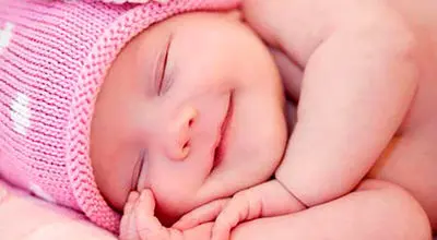 چرا نوزاد تازه متولد شده بوی خوبی می دهد ؟