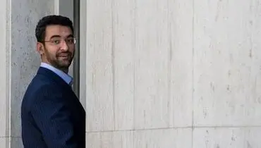 آذری‌جهرمی: ظاهراً یوتیوب و تلگرام تا عید رفع فیلتر می‌شوند

