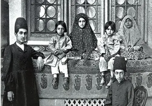 گذری به تاریخ؛ تصویر دروازه دولت در زمان قاجار