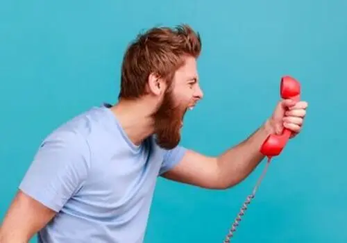 چرا بی‌دلیل عصبانی می‌شوید؟ دلایل عصبانیت‌های مکرر و راه‌حل‌های آن