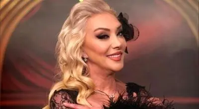 خواننده مشهور به دستان دخترش به قتل رسید + تصاویر