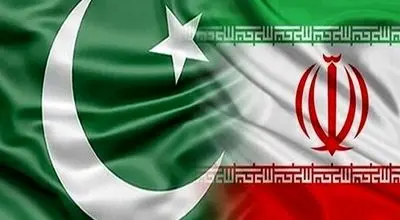 لحظه تمجید وزیر پاکستانی از رهبر انقلاب + فیلم