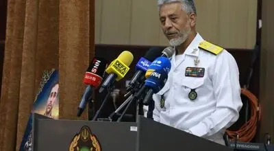 هشدار دریادار سیاری: عبور از تنگه هرمز فقط با هماهنگی
