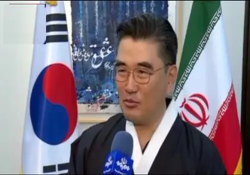 محمدرضا شریفی‌نیا از بازی مرجانه گلچین در بامداد خمار تمجید کرد+فیلم